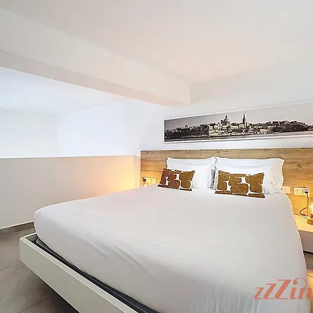 Historic Malta With Rare Indoor Cave Pool *